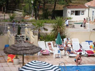 Camping Le Parc Provence-Alpes-Côte d'Azur - Saint-Paul-en-Forêt visuel 6/11