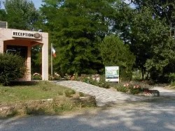 Camping Le Peyrolais Languedoc-Roussillon - Saint-Julien-de-Peyrolas visuel 2/5