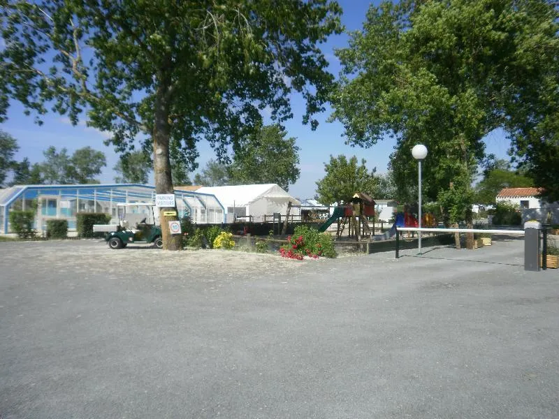 Camping Le Port de Moricq Pays de Loire - Angles visuel 6/10
