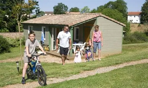 Camping Le Relais de l'Entre deux Lacs Midi-Pyrénées - Teillet visuel 2/10