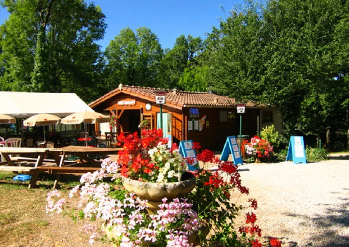 Camping Le Relais de l'Entre deux Lacs Midi-Pyrénées - Teillet visuel 9/10