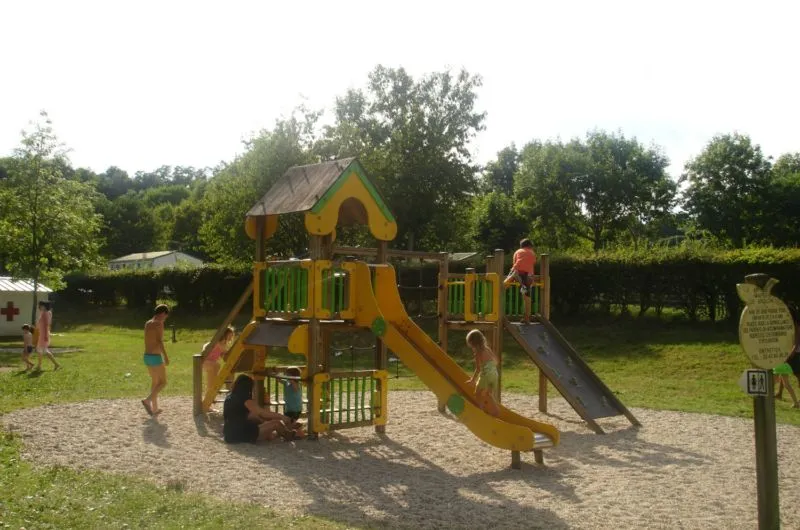 Camping Le Septentrion Pays de Loire - Brûlon visuel 3/8