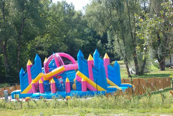 Camping Les Acacias Grand Centre - La Ville-aux-Dames visuel 4/10