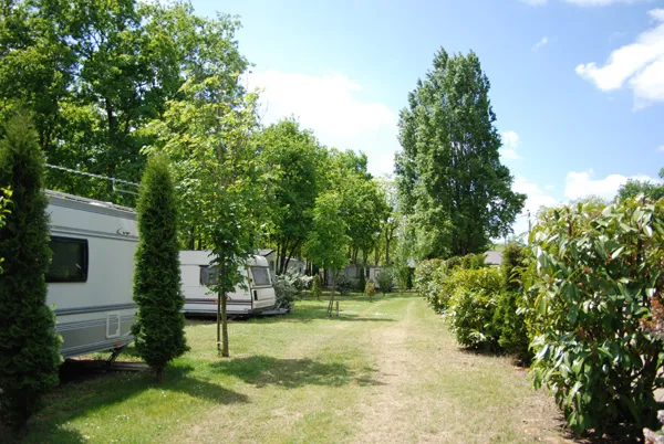 Camping Les Acacias Grand Centre - La Ville-aux-Dames visuel 9/10