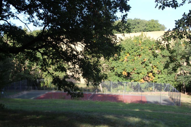 Les Aillos Domaine Naturiste - Midi-Pyrénées - Caraman visuel 7/10 Les Aillos Domaine Naturiste - Midi-Pyrénées - Caraman visuel 7/10