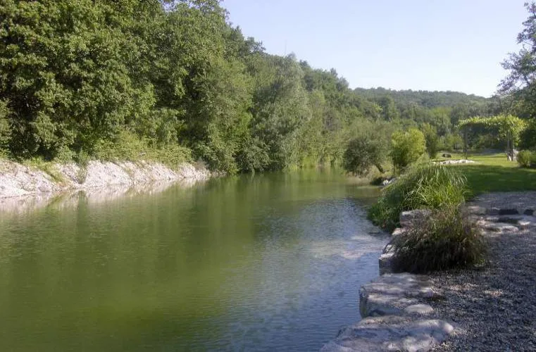 Camping Les Arches Rhône-Alpes - Saint-Jean-le-Centenier visuel 13/13