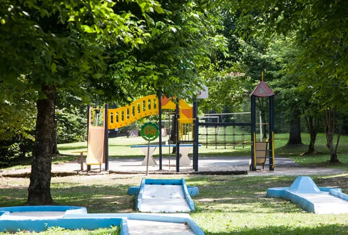 Camping Les Bö-Bains Aquitaine - Badefols-sur-Dordogne visuel 10/11