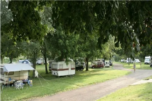 Camping Les Bords de Vienne Grand Centre - L'île-Bouchard visuel 5/5