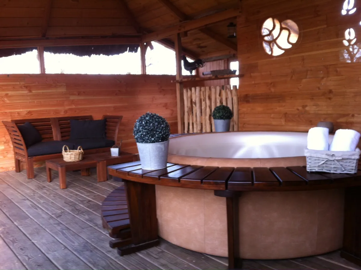 Camping Les Cabanes de Chanteclair Grand Centre - Chalais visuel 9/9