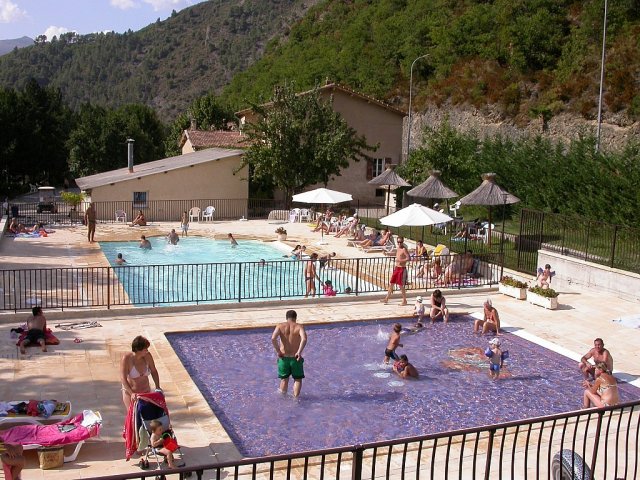 Camping Digne-Les-Bains : 2 campings et 7 aux alentours - Toocamp