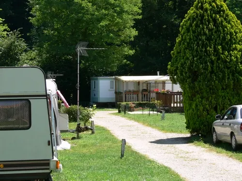 Camping Les Guyots Rhône-Alpes - Chanas visuel 3/6