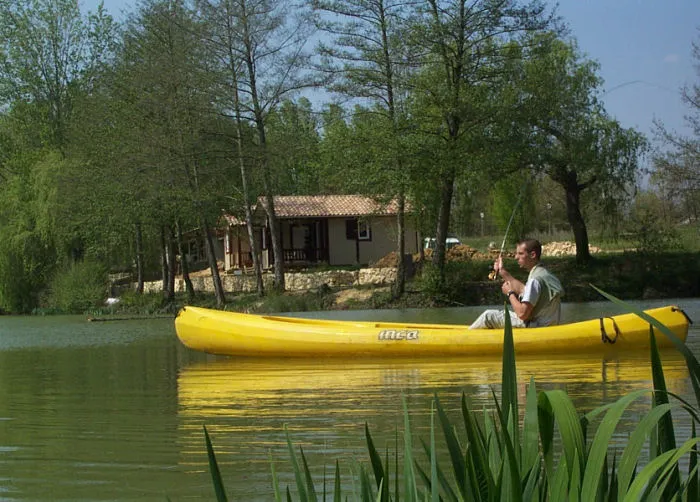 Camping Les Lacs de Courtes Midi-Pyrénées - Estang visuel 3/8