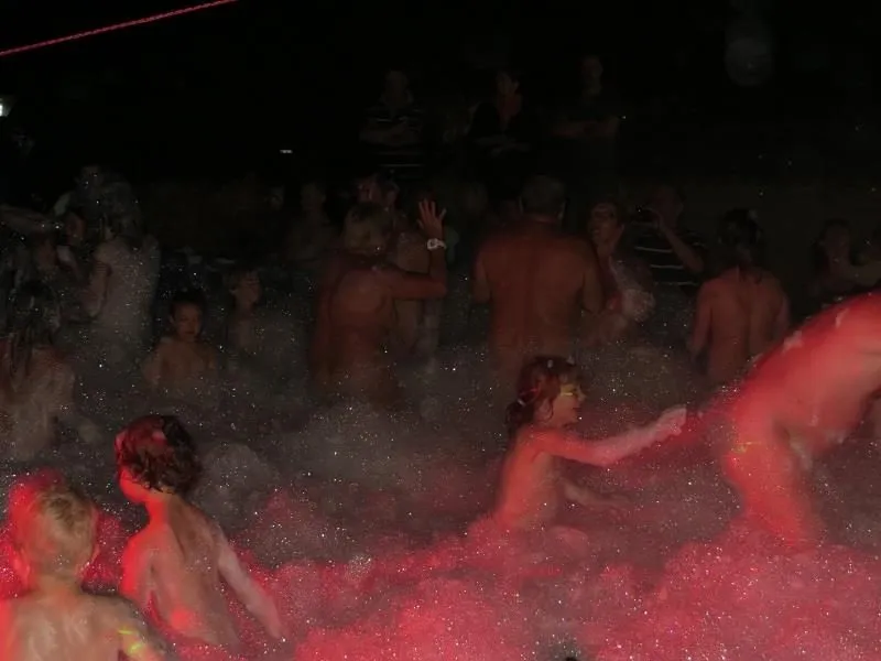Camping Les LauzonsDomaine Naturiste - Provence-Alpes-Côte d'Azur - Limans visuel 2/7