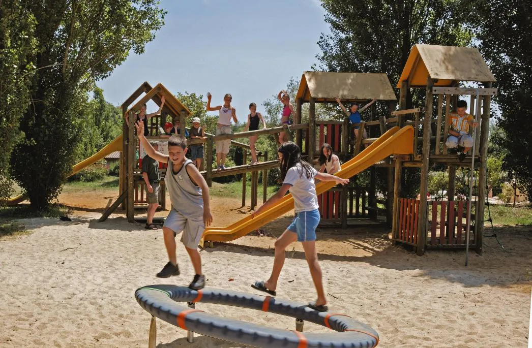 Camping Les Peneyrals Aquitaine - Saint-Crépin-et-Carlucet visuel 24/24