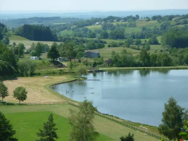 Camping Les Perce Neige Auvergne - Saint-Donat visuel 3/3
