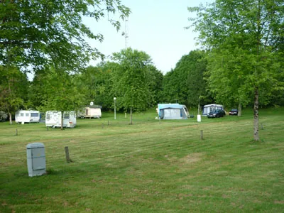 Camping Les Perce Neige Auvergne - Saint-Donat visuel 2/3