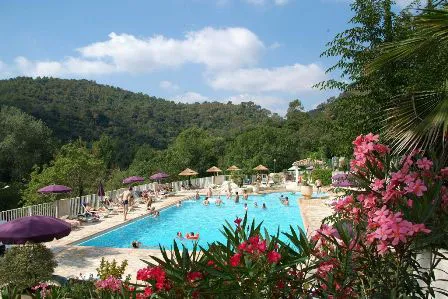 Camping Les Pinèdes Provence-Alpes-Côte d'Azur - La Colle-sur-Loup visuel 3/11