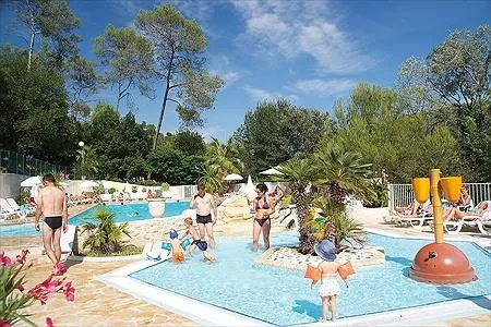 Camping Les Pinèdes Provence-Alpes-Côte d'Azur - La Colle-sur-Loup visuel 4/11