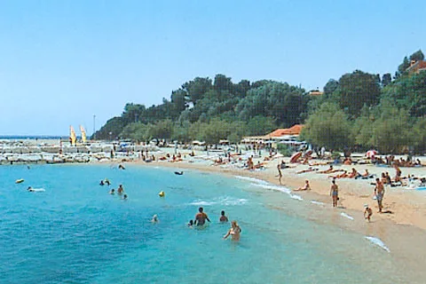 Camping Les Pins Maritimes Provence-Alpes-Côte d'Azur - Hyères visuel 9/10