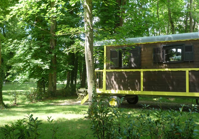 Village de la Champagne Champagne-Ardennes - Bar-sur-Aube visuel 7/10 Village de la Champagne Champagne-Ardennes - Bar-sur-Aube visuel 7/10