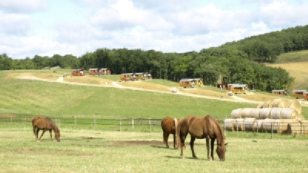 Les Roulottes d'Escapa Midi-Pyrénées - Estipouy visuel 10/10 Les Roulottes d'Escapa Midi-Pyrénées - Estipouy visuel 10/10