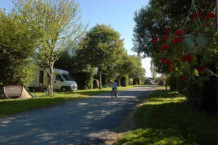 Camping Les Vigères Limousin - Le Chalard visuel 4/7