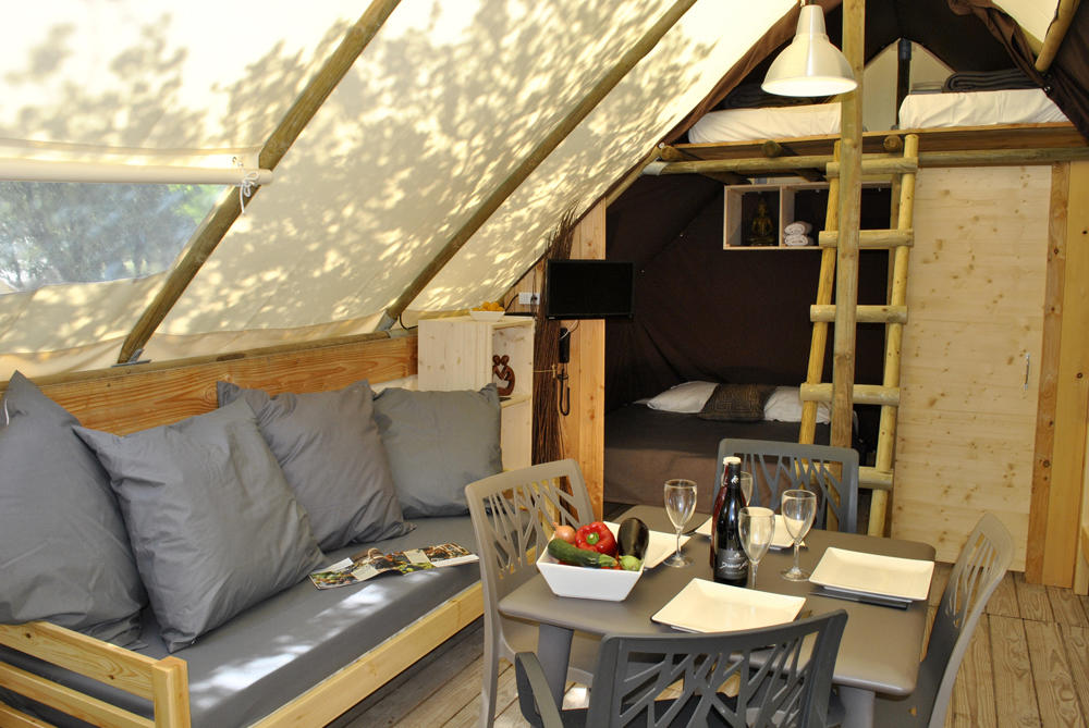 Lodges en Provence Provence-Alpes-Côte d'Azur - Richerenches visuel 5/7 Lodges en Provence Provence-Alpes-Côte d'Azur - Richerenches visuel 5/7