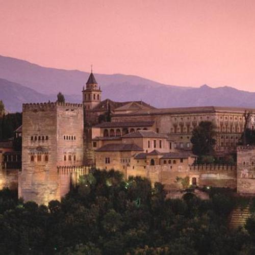 María Eugenia Andalousie - Grenade visuel 7/10 María Eugenia Andalousie - Grenade visuel 7/10