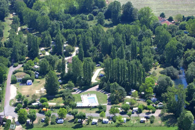 Camping Peyrelevade Aquitaine - Brantôme visuel 8/9