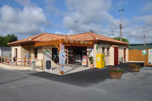 Camping Peyrelevade Aquitaine - Brantôme visuel 9/9