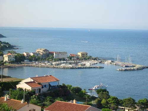 Santa Marina Corse - Luri visuel 1/2 Santa Marina Corse - Luri visuel 1/2