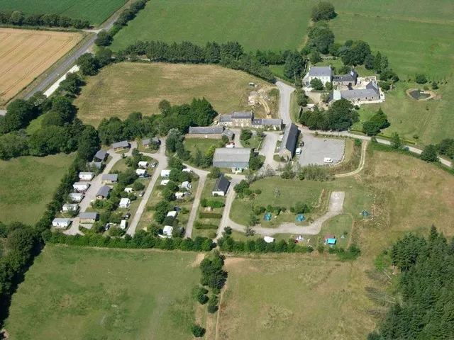 Camping Ty Provost Bretagne - Dinéault visuel 3/7