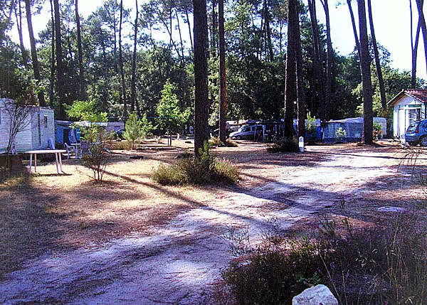 Camping Vert Bord’Eau Aquitaine - Saint-Symphorien visuel 3/4