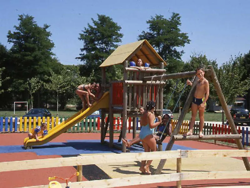 Camping Village Vacances du Port Midi-Pyrénées - Saint-Sozy visuel 9/10