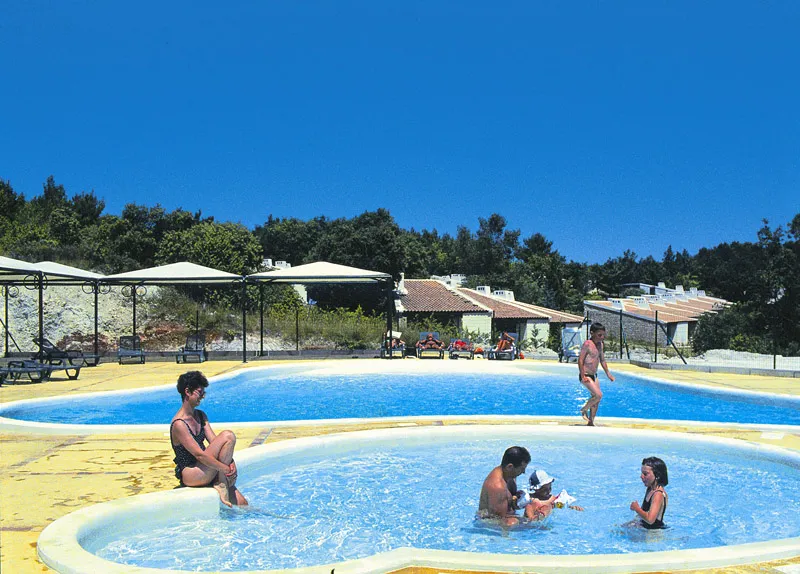 Camping Village Vacances La Jaumière Grand Centre - Murs visuel 4/4