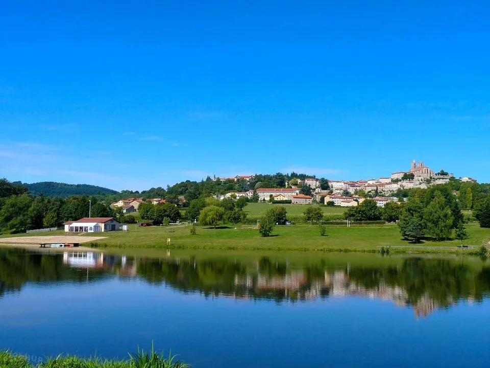 Camping de la Belle Etoile Rhône-Alpes - Saint-Bonnet-le-Château visuel 2/4