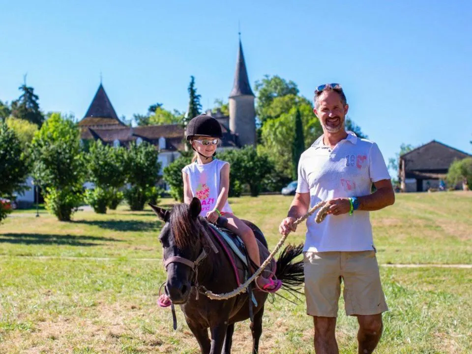 Camping Château de Fonrives Aquitaine - Rives visuel 14/14