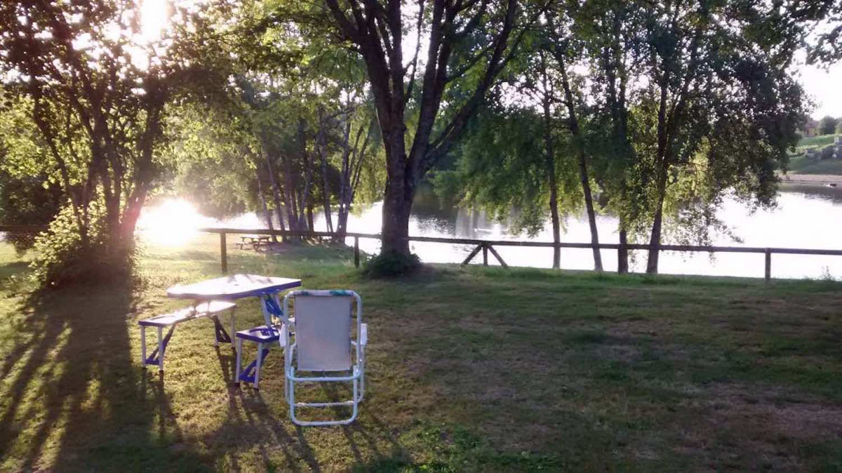 L'Émeraude du Lac Auvergne - Cunlhat visuel 10/22
