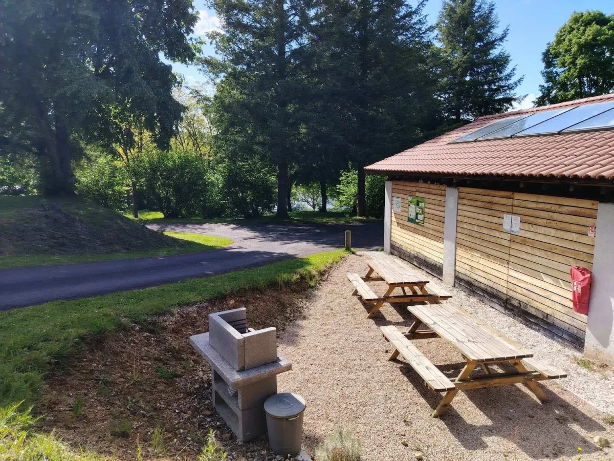 Camping L'Émeraude du Lac Auvergne - Cunlhat visuel 15/22