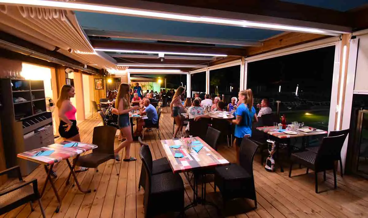 Camping La Bastiane Provence-Alpes-Côte d'Azur - Puget-sur Argens visuel 30/33