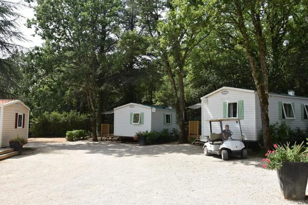 Camping La Chêneraie Midi-Pyrénées - Vers visuel 3/3