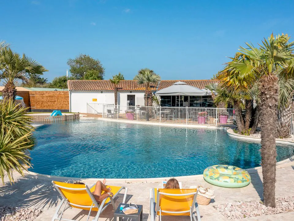 Camping La Plage Poitou-Charentes - Saint-Clément-des-Baleines visuel 2/18
