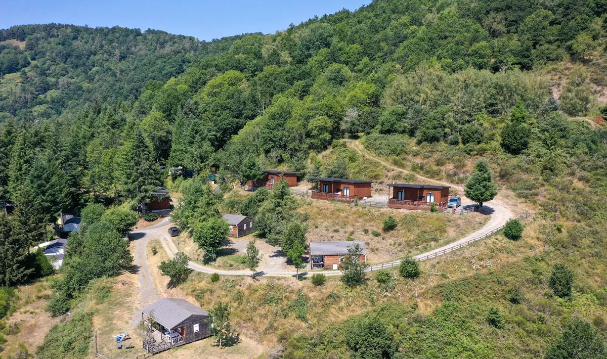 Camping Le Belvédère Auvergne - Neuvéglise visuel 2/7