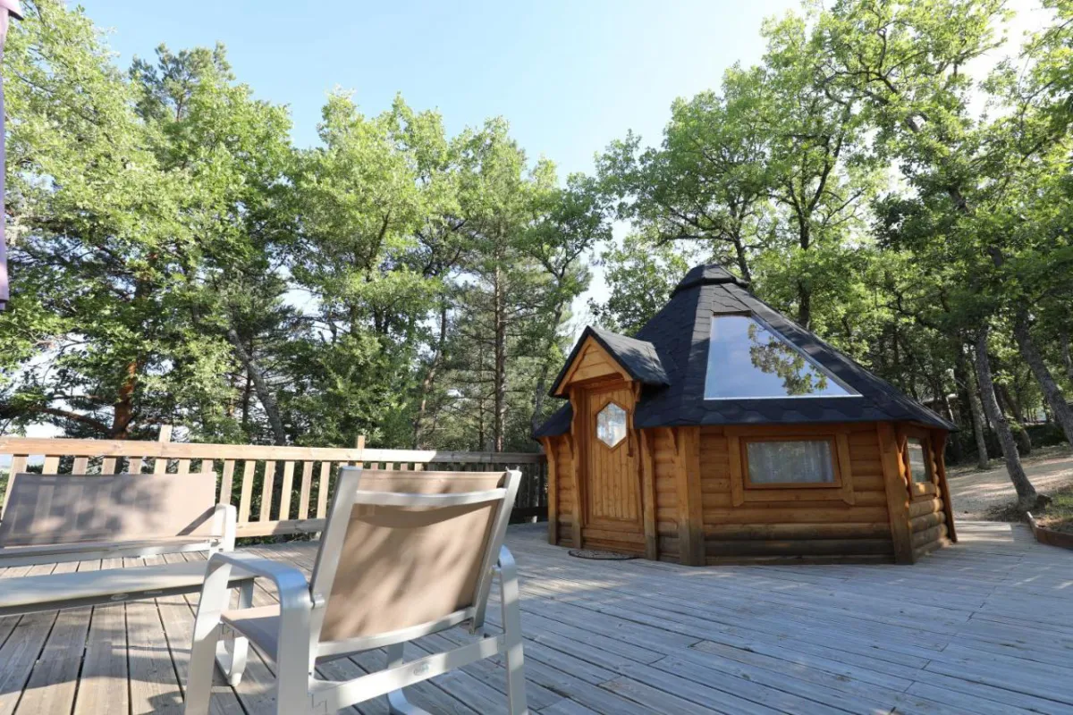 Camping Le Colorado Provence-Alpes-Côte d'Azur - Rustrel visuel 2/5