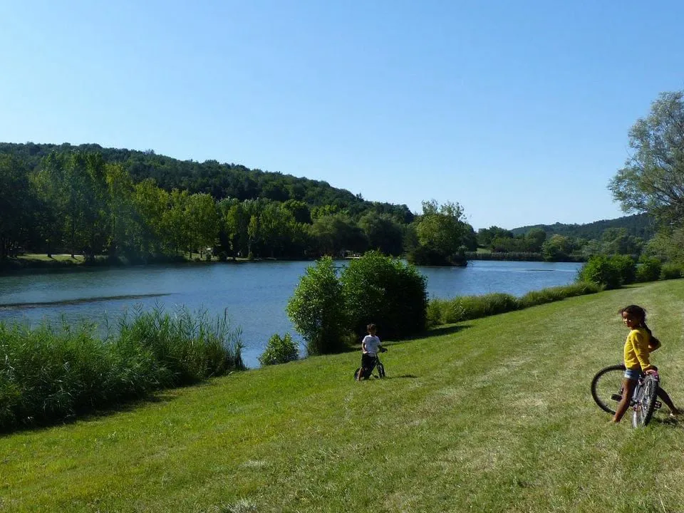 Camping Le Lac Aquitaine - Plazac visuel 2/5