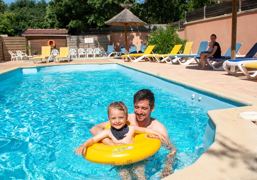 Camping Le Lubéron Provence-Alpes-Côte d'Azur - Apt visuel 8/28