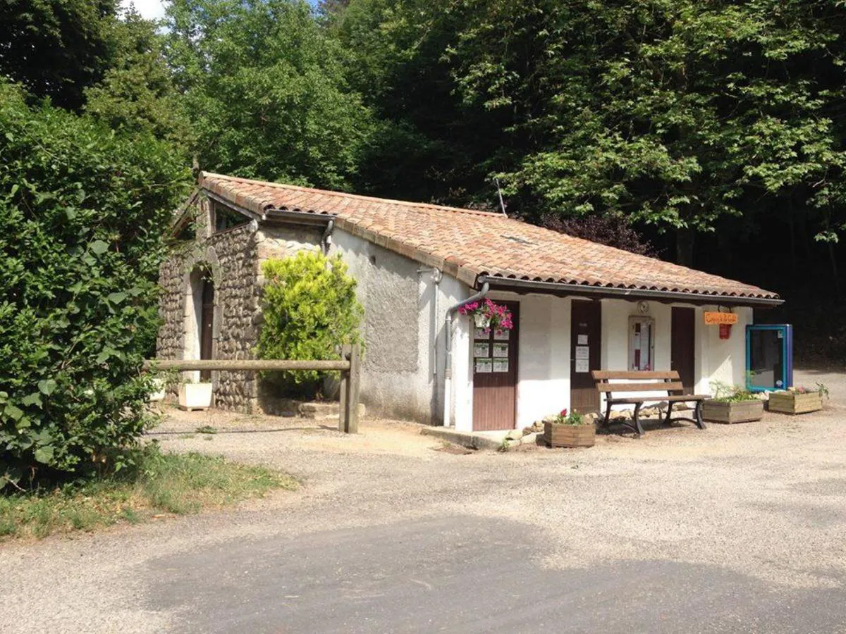 Camping le Pré Coulet Rhône-Alpes - Saint-Pierreville visuel 2/2