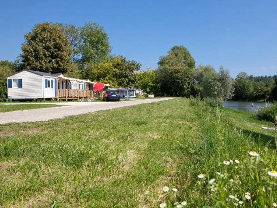 Camping Les Bords de Loue Franche-Comté - Parcey visuel 9/9