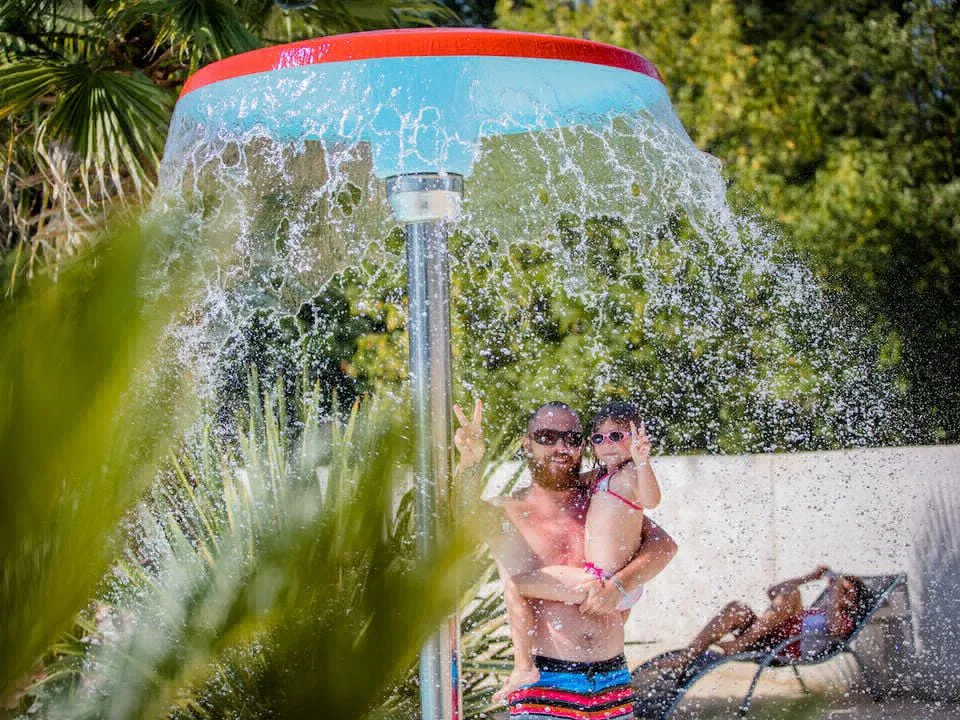 Camping Les Bruyères Aquitaine - Sainte-Eulalie-en-Born visuel 4/18