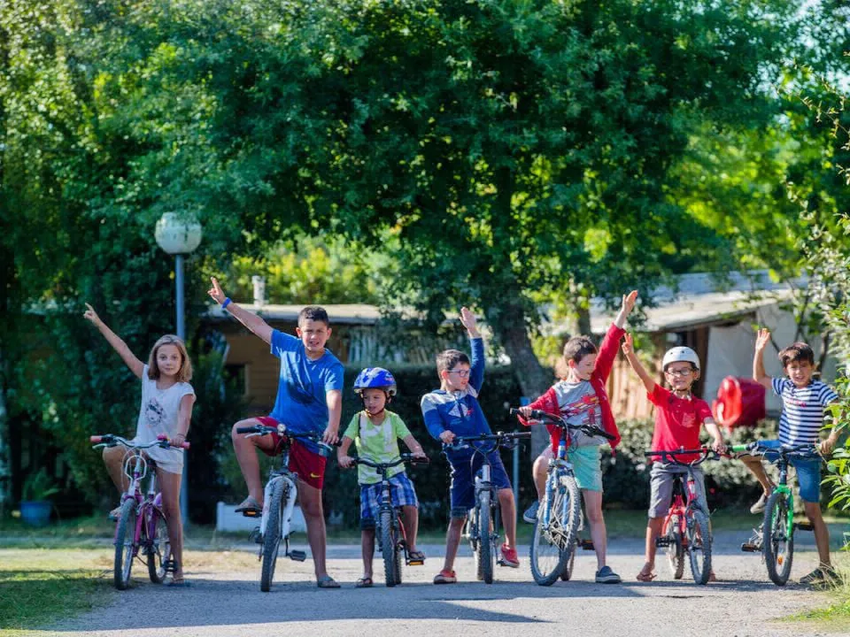 Camping Les Bruyères Aquitaine - Sainte-Eulalie-en-Born visuel 9/18